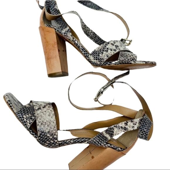 Banana Republic Women's Snakeskin Block Hell Strappy Ankle Wrap Sandals Size 5.5 - Picture 7 of 7